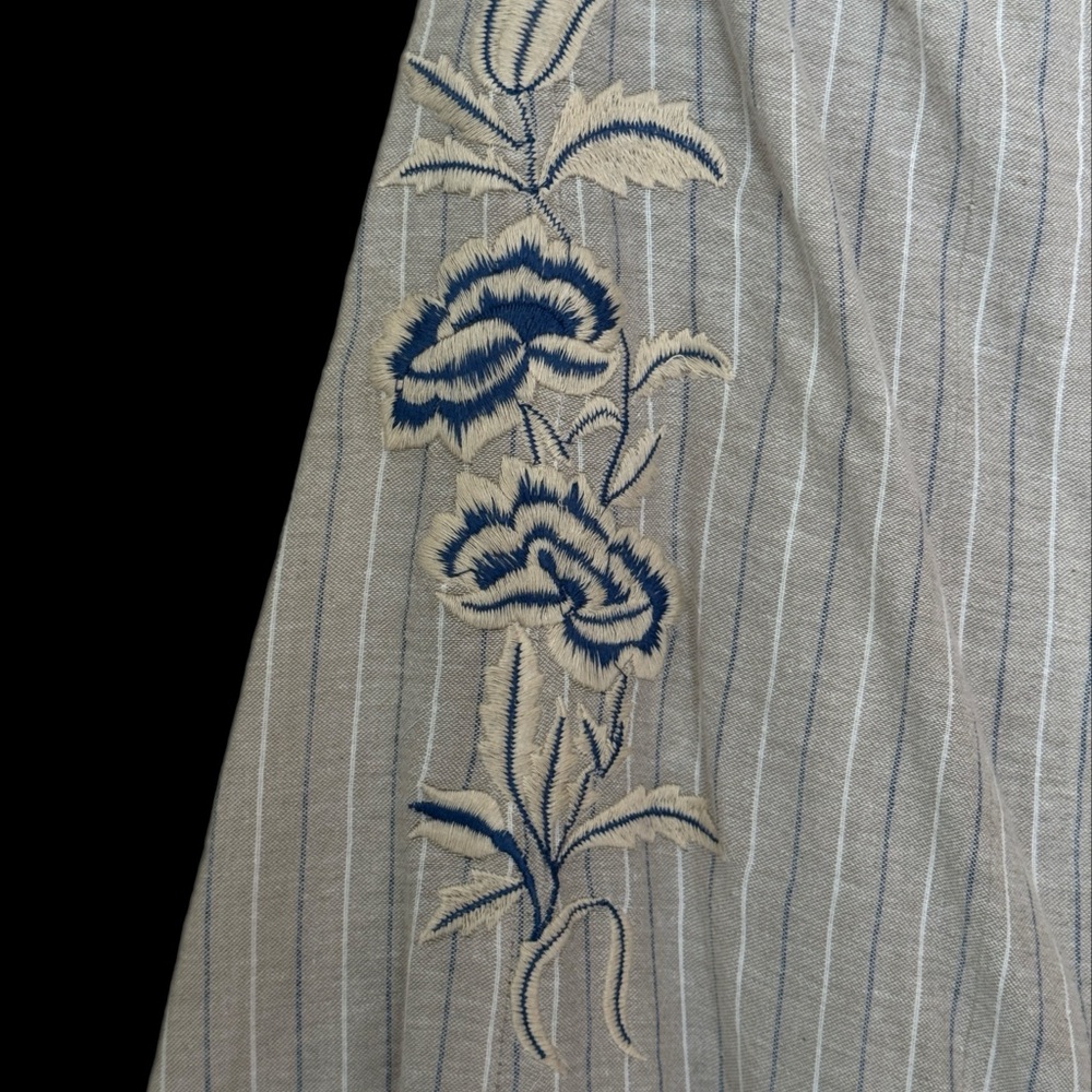 👖Cost Plus World Market Striped Jumpsuit with Floral Embroidery and pockets! - Picture 6 of 10